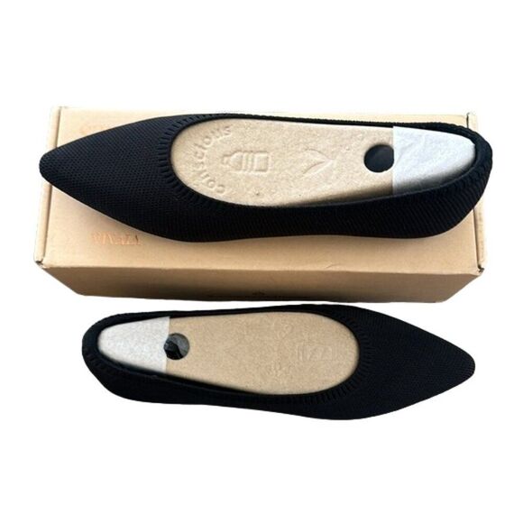 Classic Black Women's Flats - Picture 2 of 5